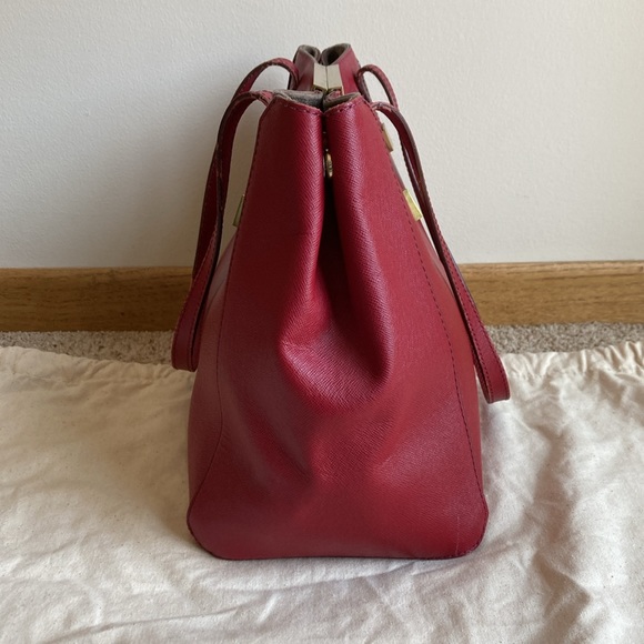 J.Crew Women’s Red Leather Tote Bag Shoulder Bag Purse w/ Dust Bag - Picture 6 of 16